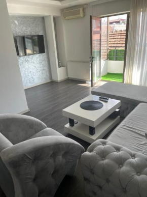 Lux Stan Kragujevac 76m2